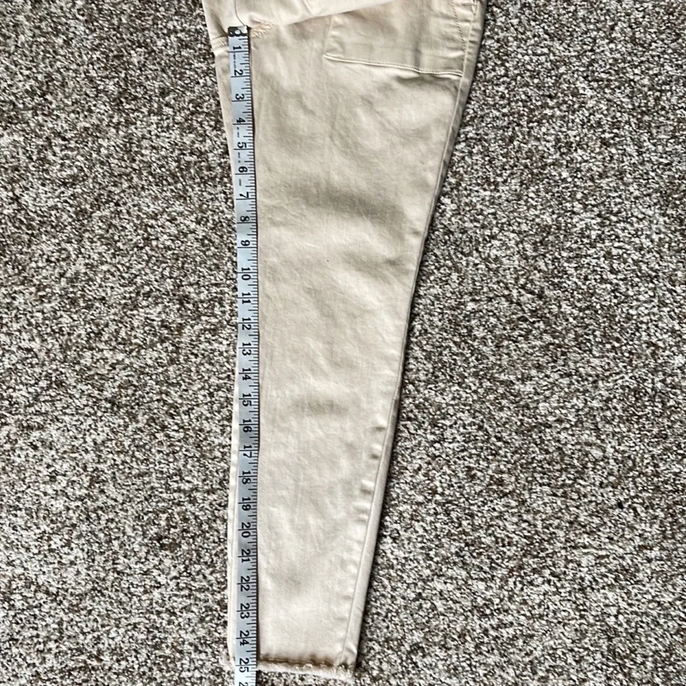 Ann Taylor Loft Cream Raw Hem High-rise Skinny Utility Pant Size 4P
